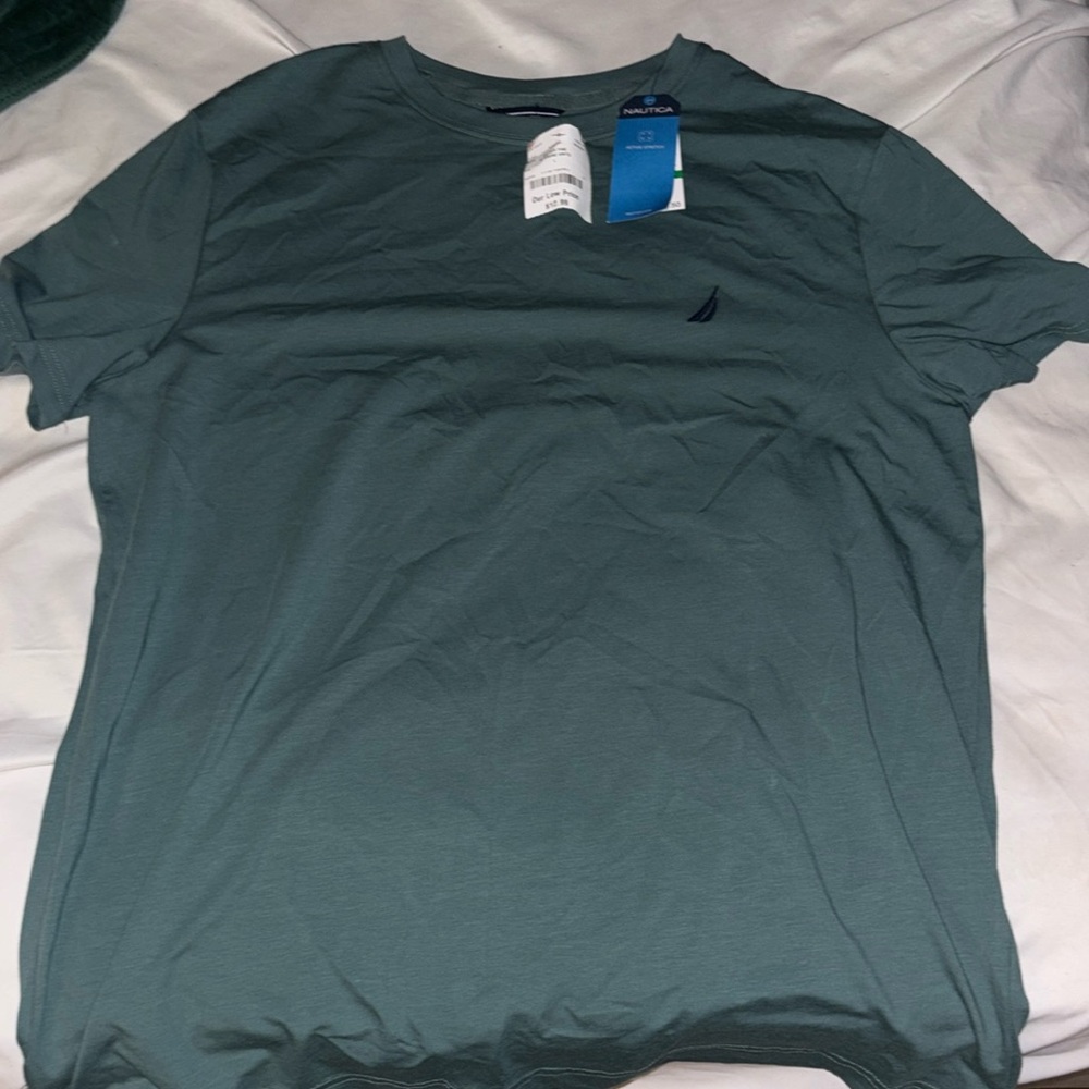 NAUTICA T SHIRT